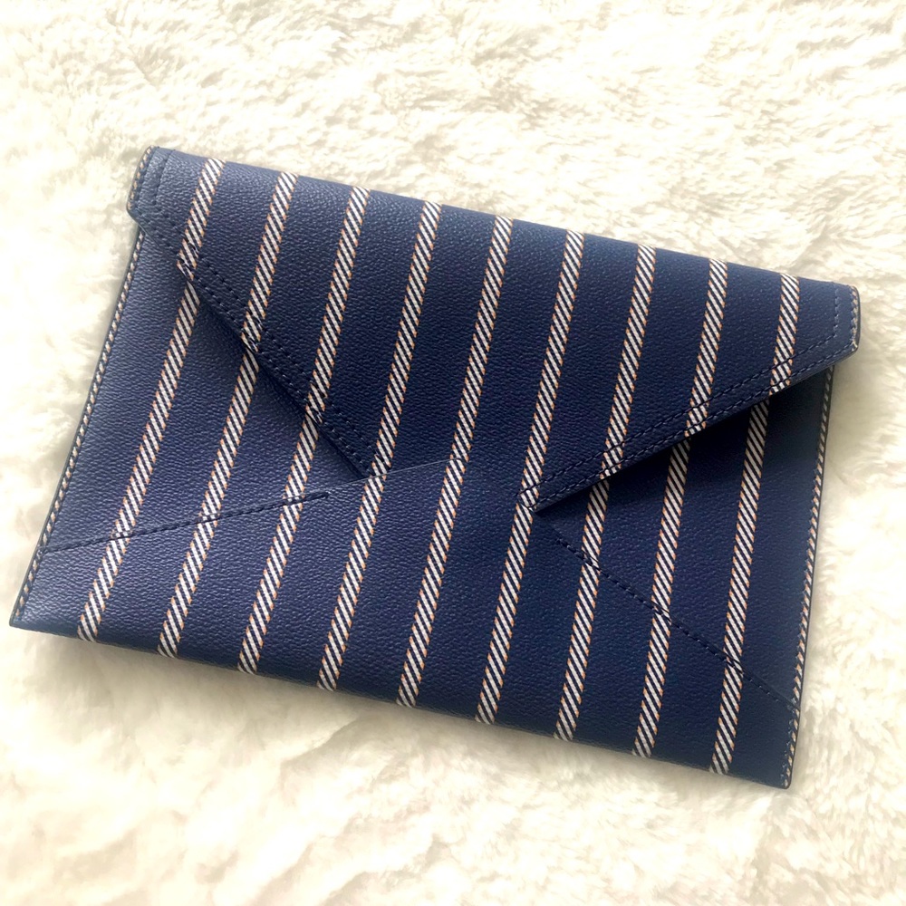NWOT Banana Republic Envelope Clutch